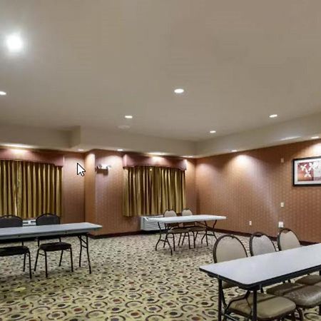 Lake Texoma Inn And Suites Denison Ngoại thất bức ảnh